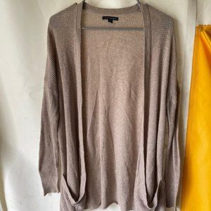 American Eagle light pink sweater